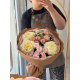Букет с пионовидной и кустовой розой